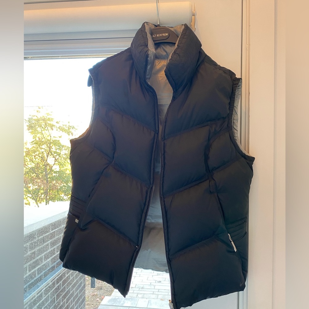 Reversible puffer nike vest